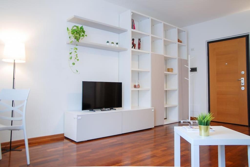 Home & Pet - Milano Trilocale Promenade Santa Giulia Экстерьер фото