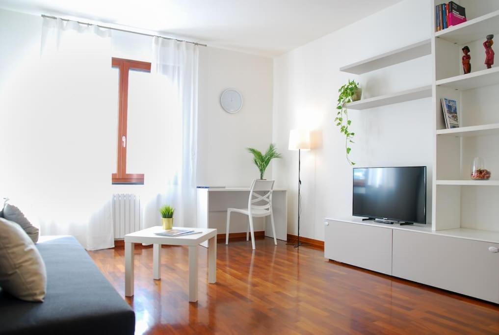 Home & Pet - Milano Trilocale Promenade Santa Giulia Экстерьер фото